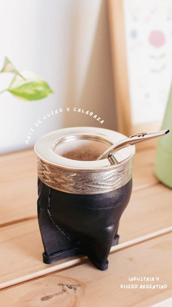 Mate de cuero y calabaza🧉